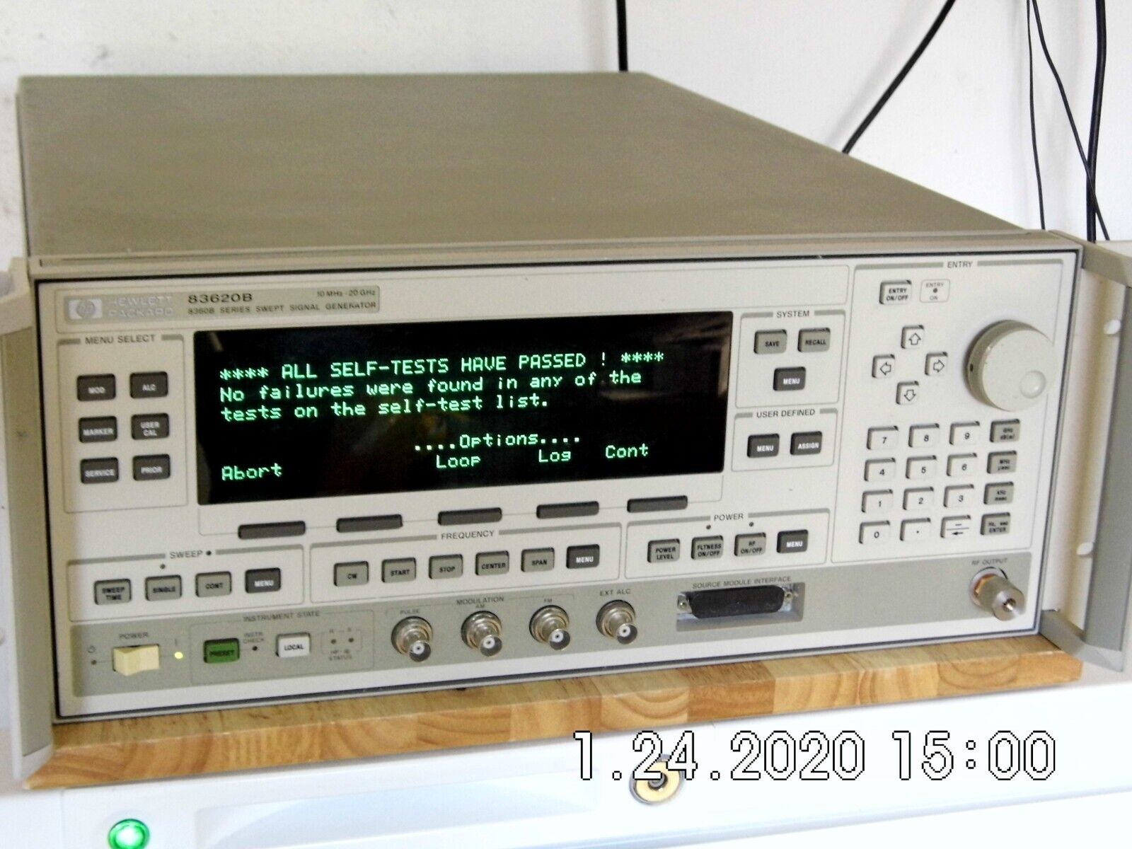 Agilent HP 83620B 001-008 Synthesized Sweeper 10MHz - 20GHz, 2 in stock Agilent HP 83620B 001-008 Synthesized Sweeper 10MHz - 20GHz, 2 in stock